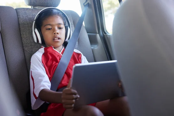 transport scolaire et accompagnement enfant a la reunion en vtc chauffeur prive